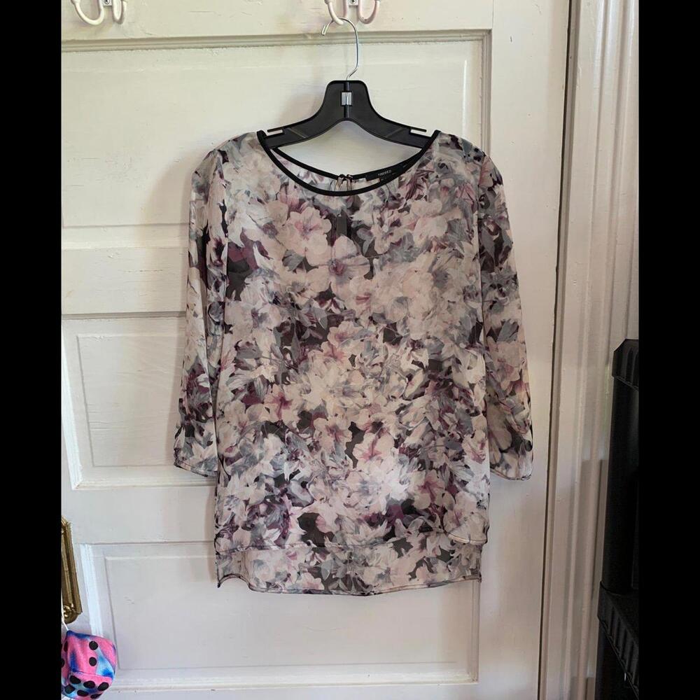 Forever 21 Sheer Floral Blouse Size Small